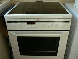 продавам печка AEG